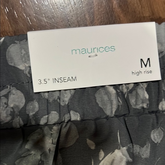 Floral Gray Women's Shorts - Picture 2 of 4